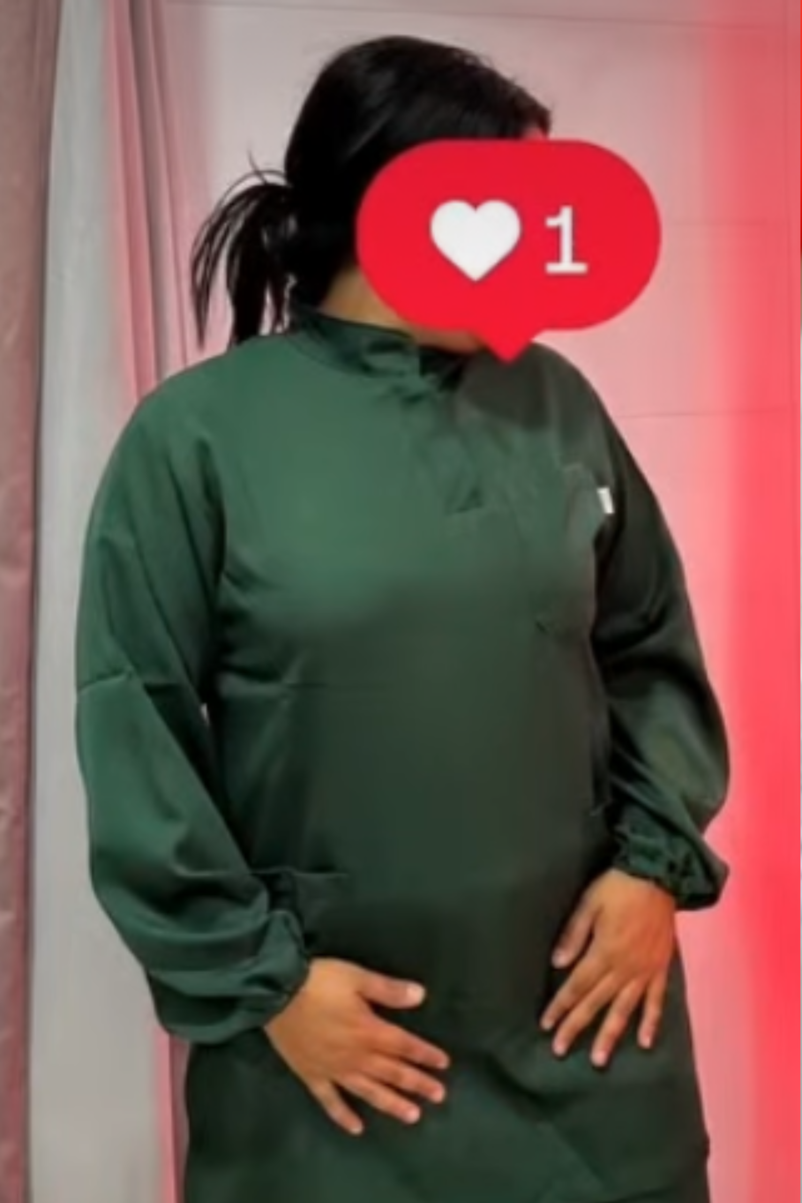 ❝ Confort ✨ qualité 💎 et style 👌 XO Uniforme, j’adore ❞  Nouhaila Y.